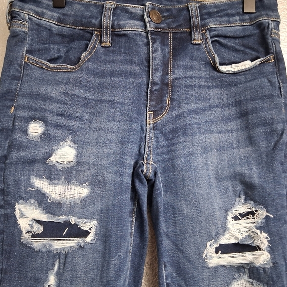 American Eagle Distressed Jegging Size 6 - Picture 2 of 9